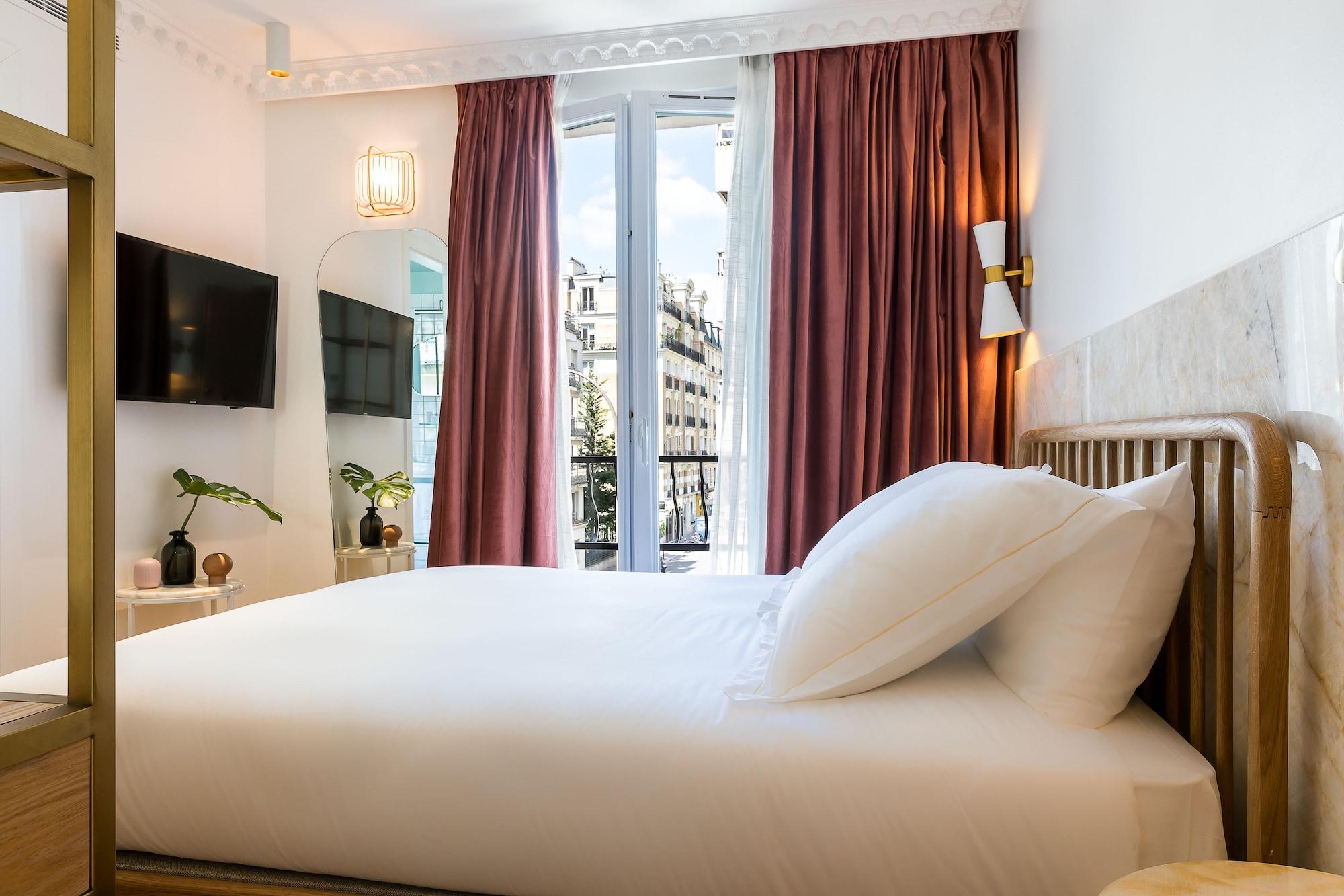 Rose Bourbon Hotel 3*