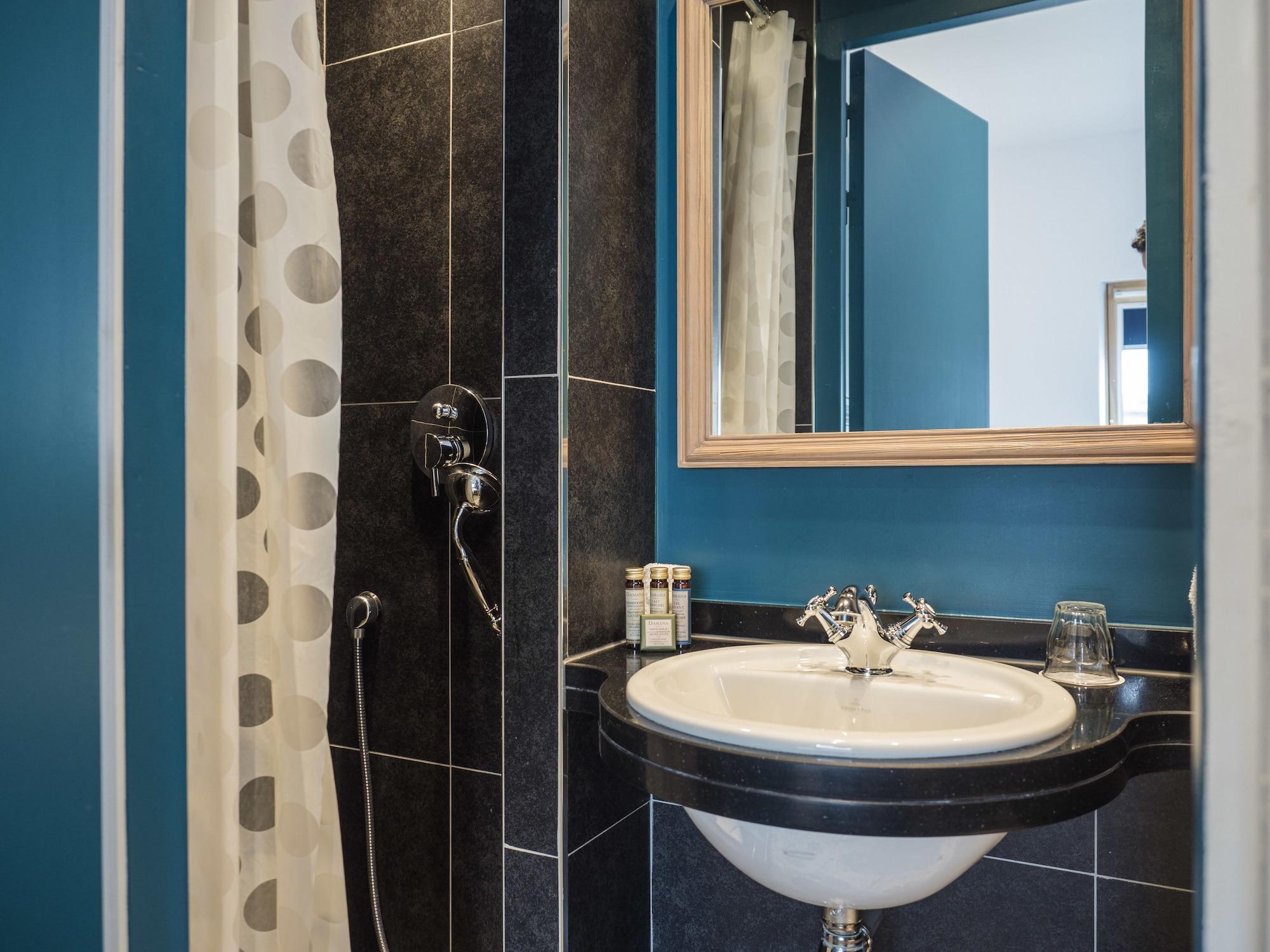 Taylor Hotel 3*