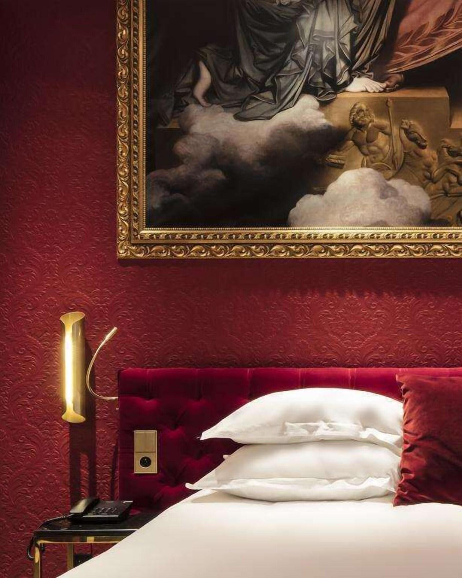 Hotel Eiffel Petit Louvre