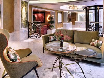 La Demeure Montaigne Hotel Paris