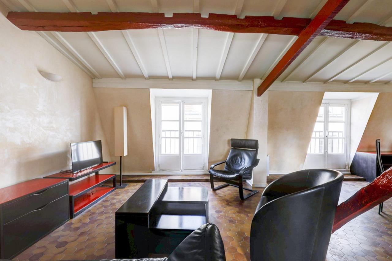 Latin Quarter Duplex Appartement *