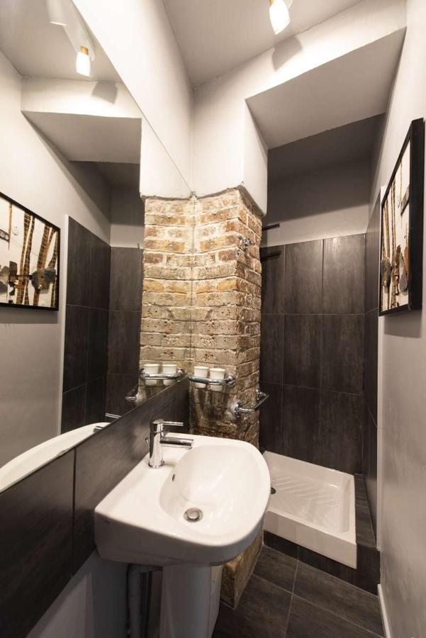 Apartment Gallery Paris