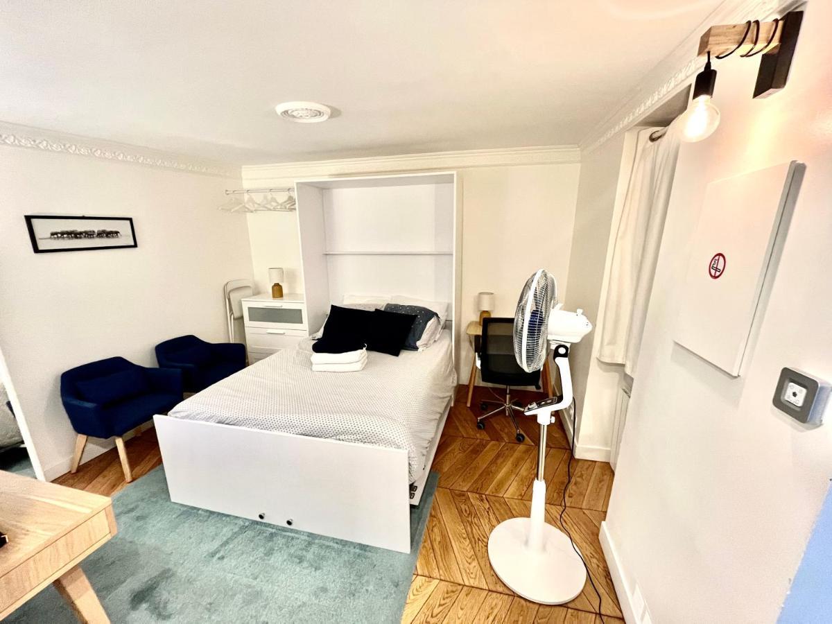 Montmartre, Studio Tres Bien Localisé Appartement