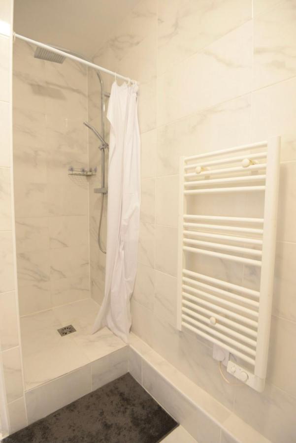 Apartment 22 M Ideal For 2 A Few Steps From Belleville *