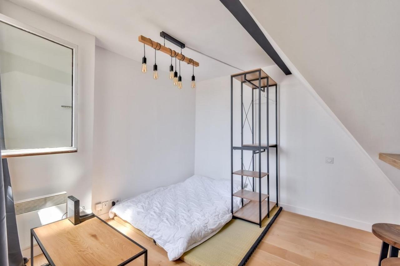 Appartement Charming Studio For 2 In The 8th District