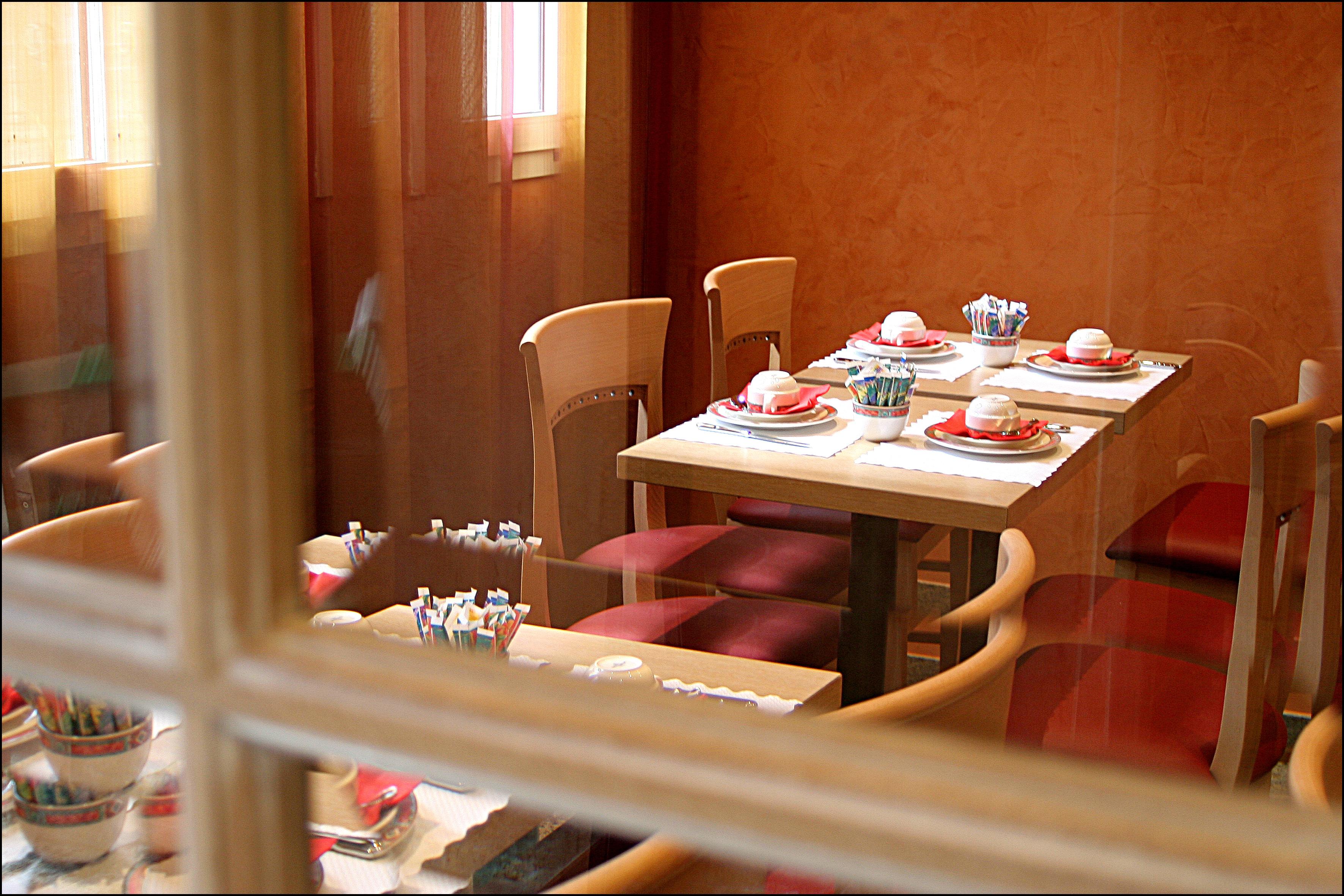 Hotel Le Grand Doré Paris