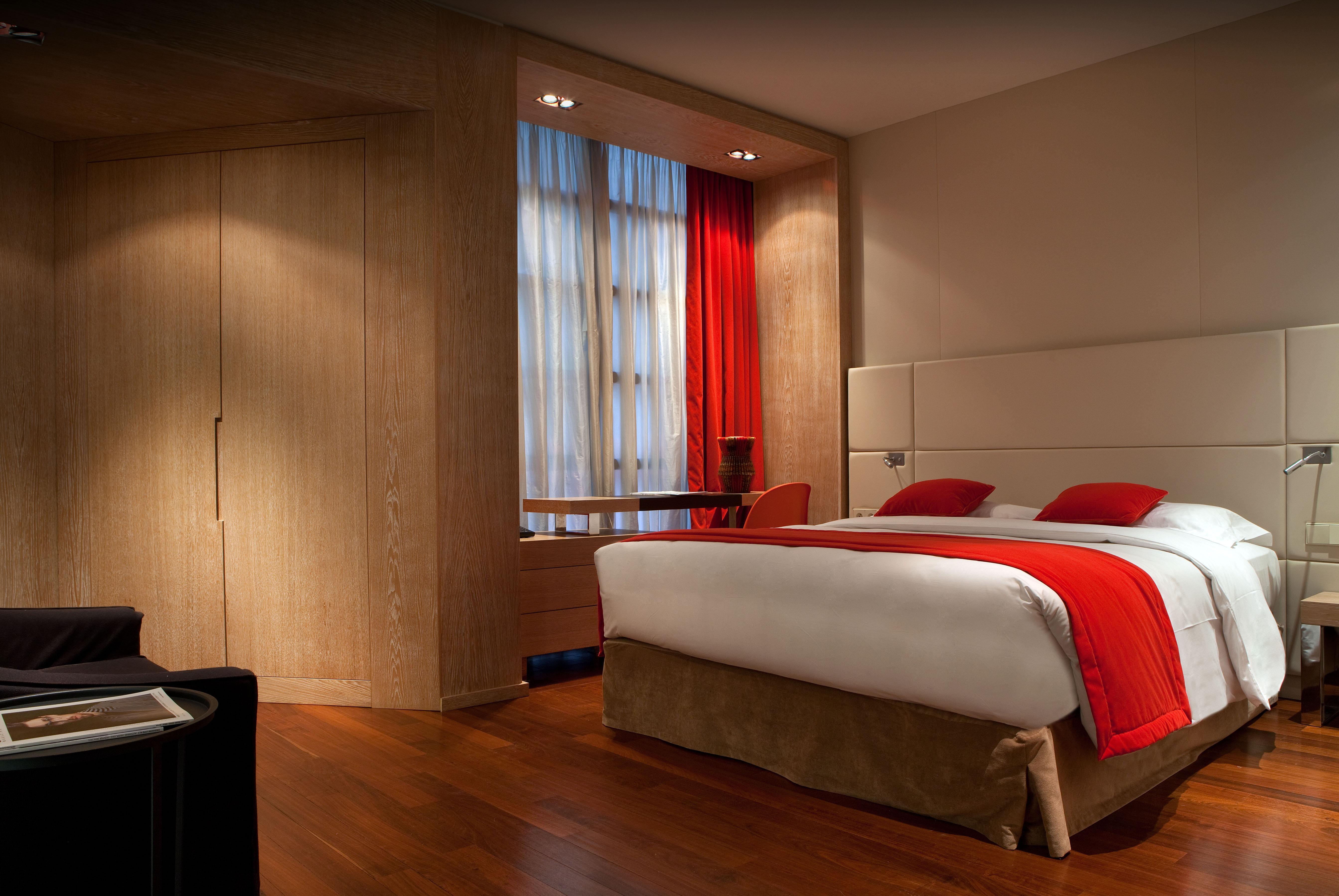 Golden Tulip Opera De Noailles Hotel 4*