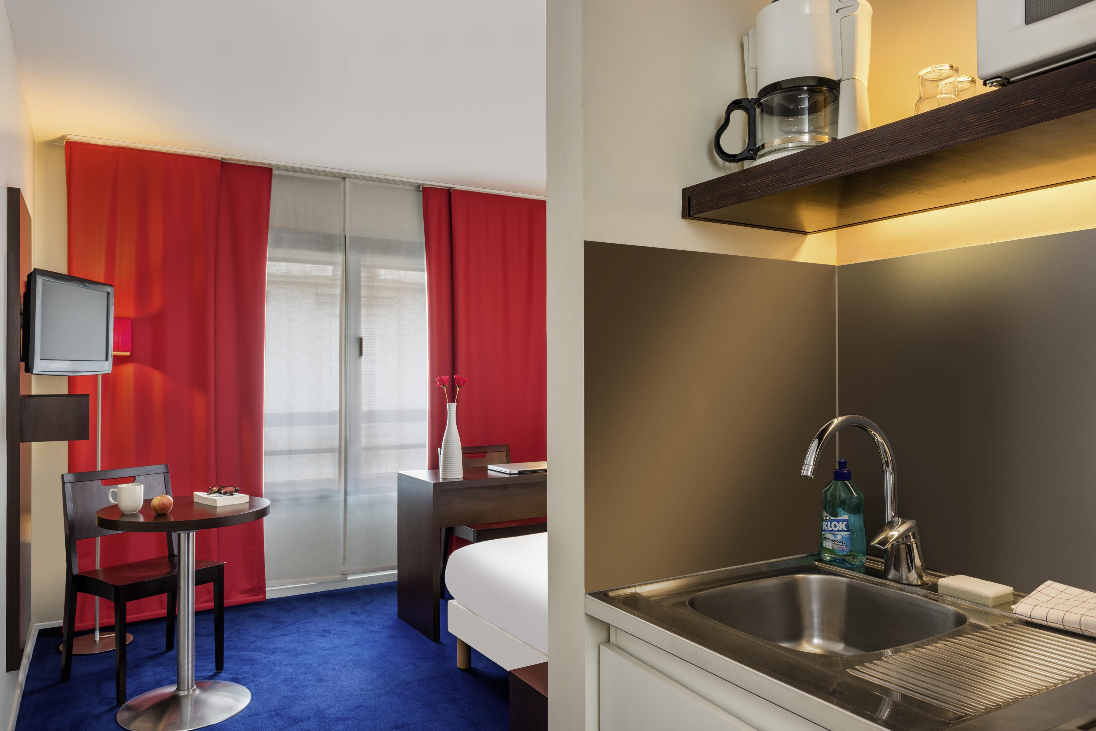 Adagio Access Bastille Aparthotel 2*
