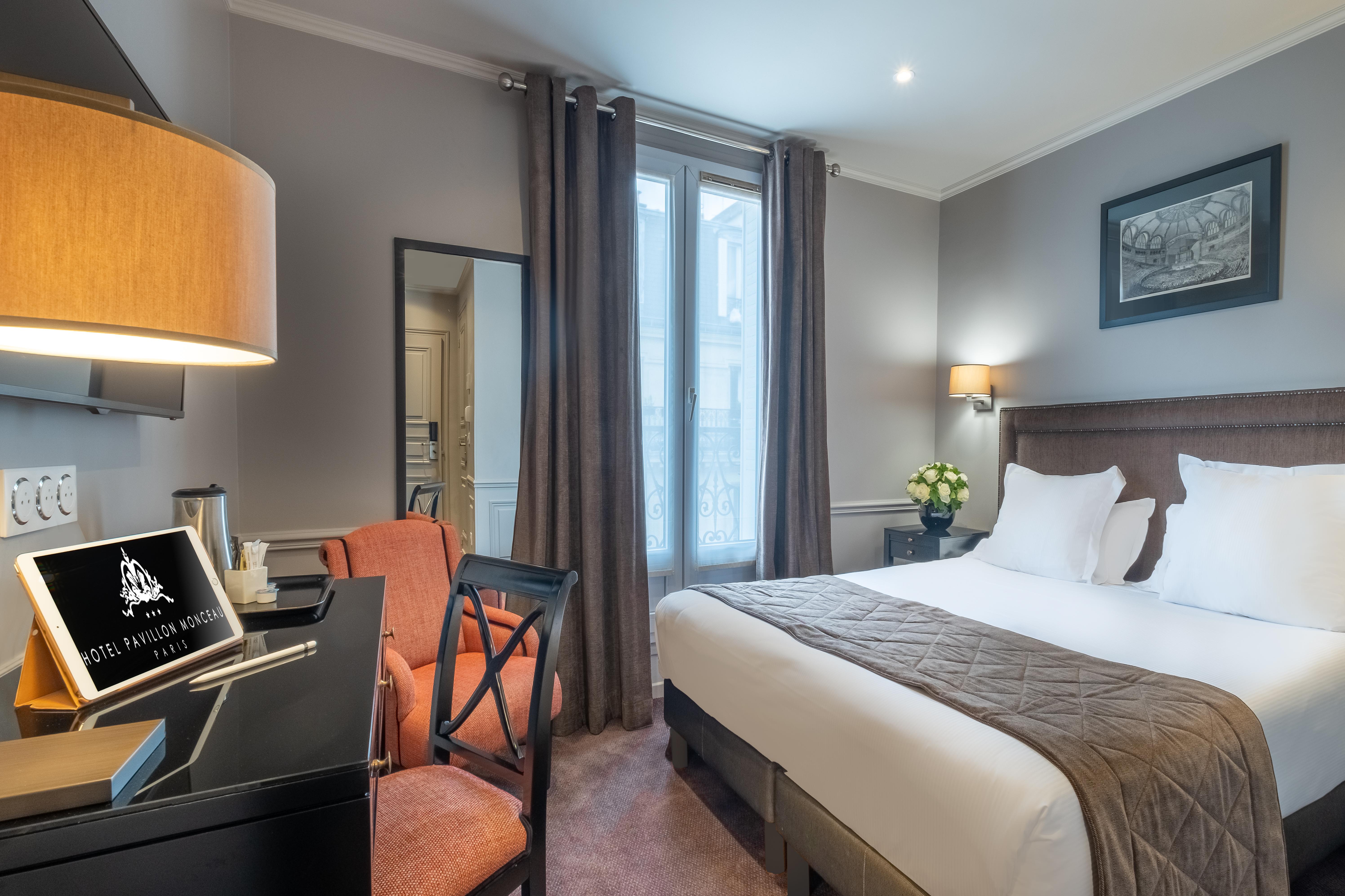 Pavillon Monceau 3* Paris