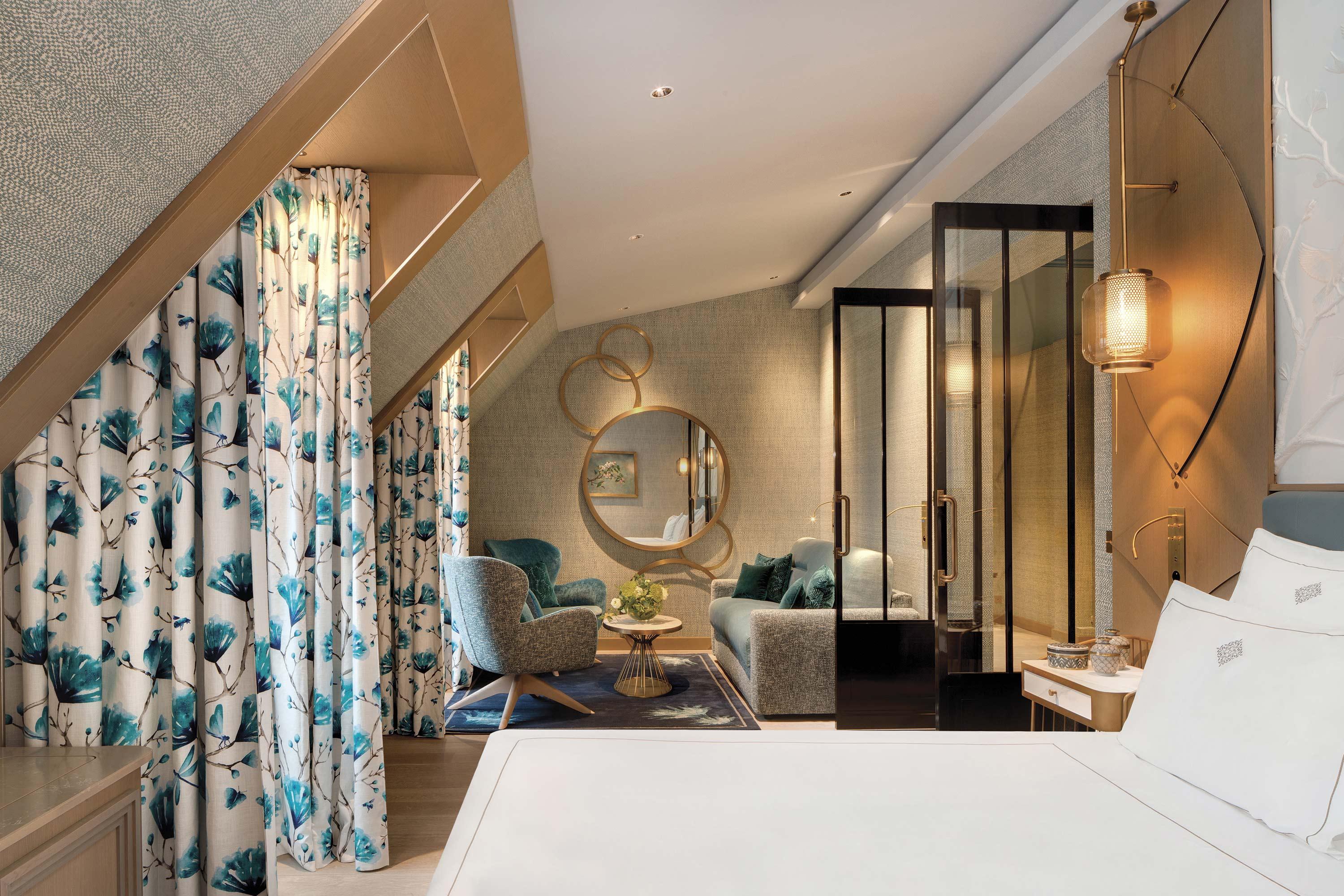 Hotel La Demeure Montaigne 5*