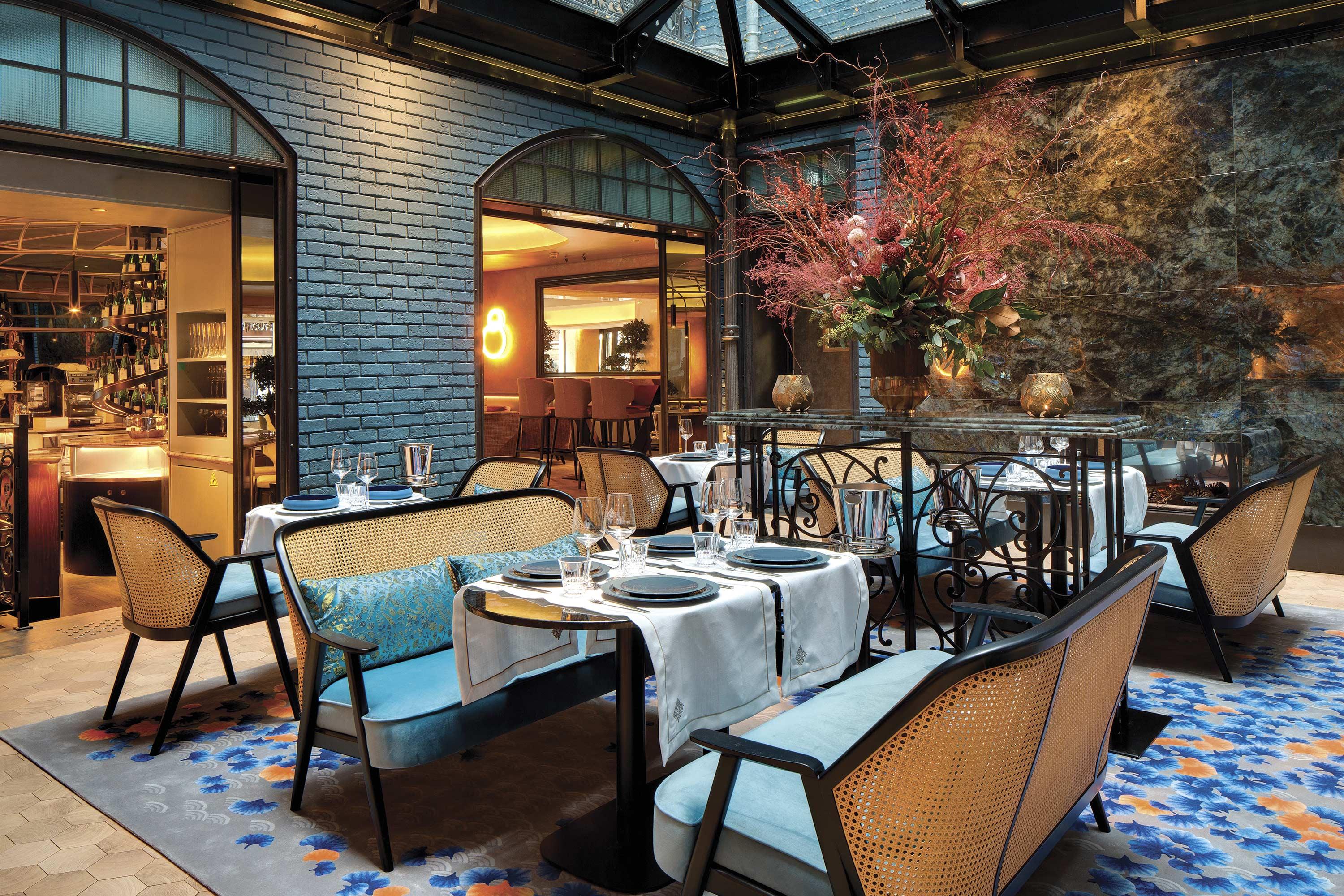 Hotel La Demeure Montaigne 5*
