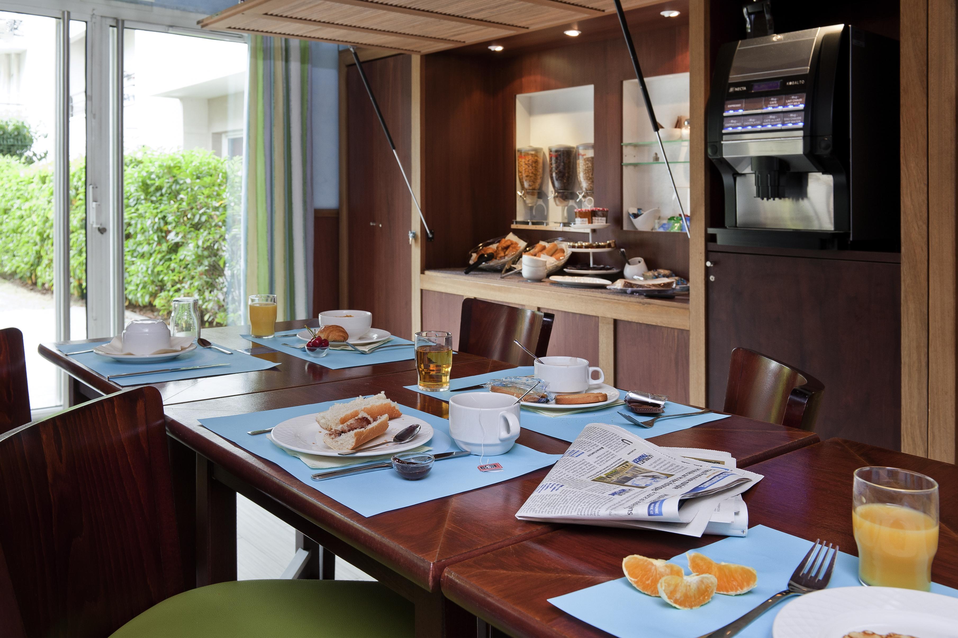 Aparthotel Adagio Buttes Chaumont 3*