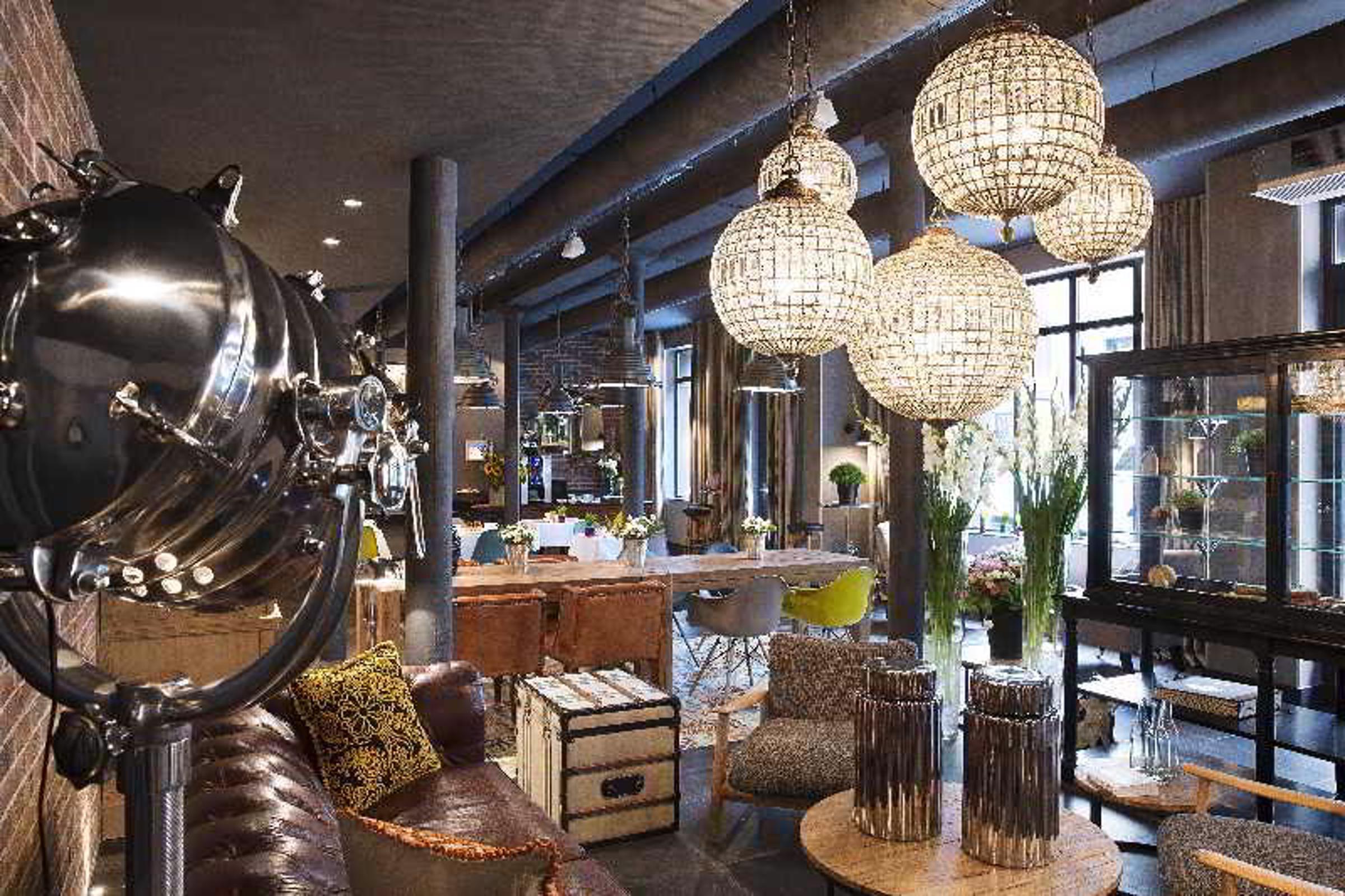 Hotel Fabric 4*