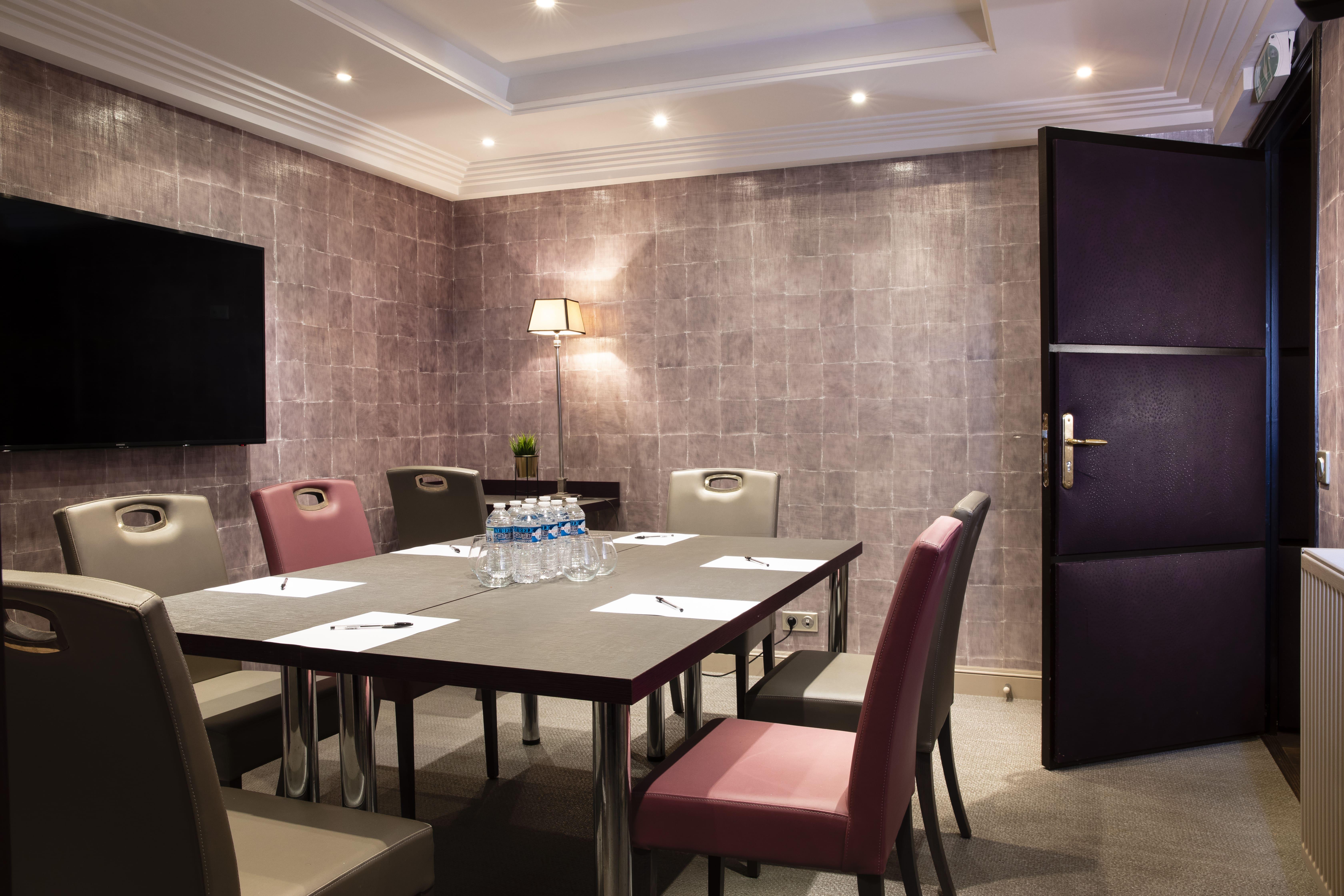 Elysees 3* Paris