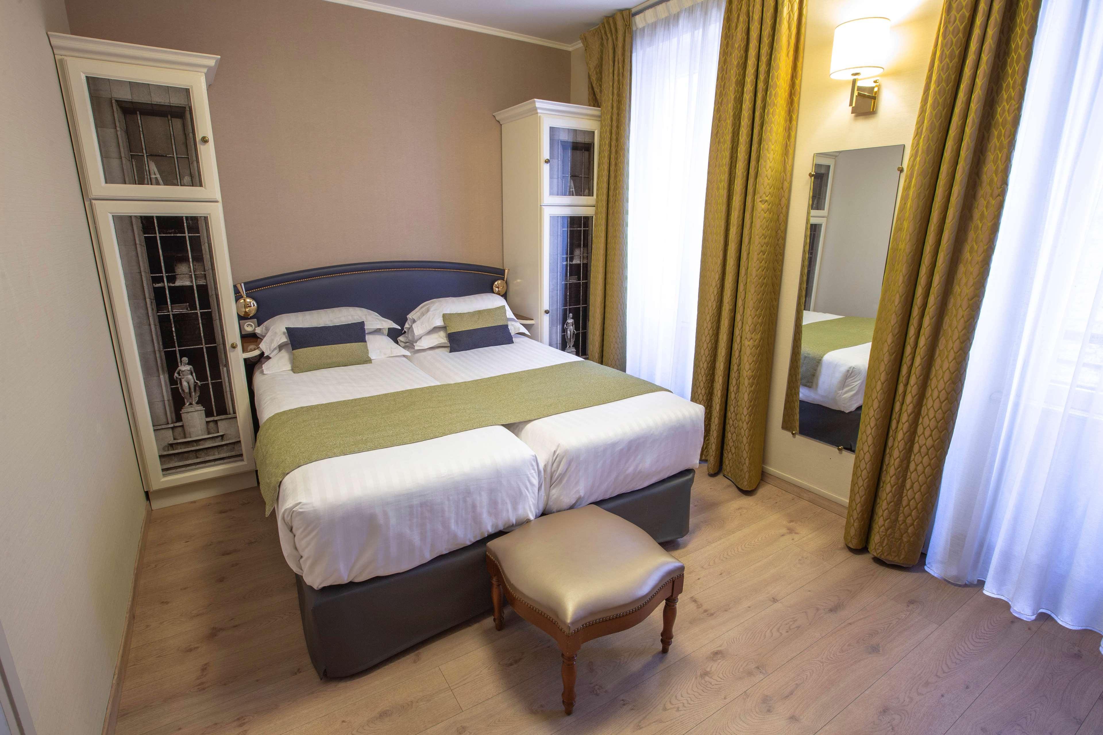 Western Au Trocadéro Hotel 3*