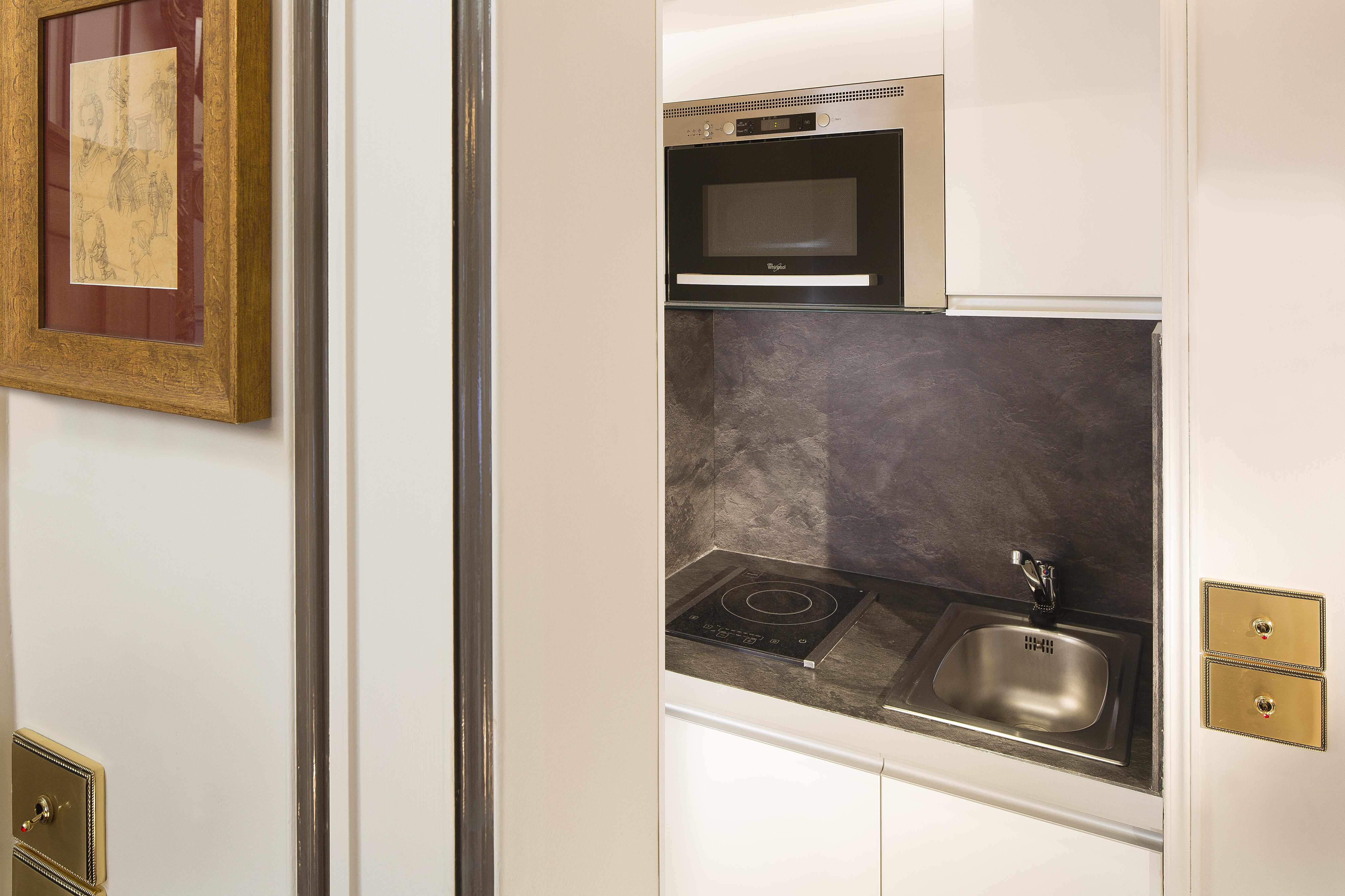 Henri Iv Hotel 4*