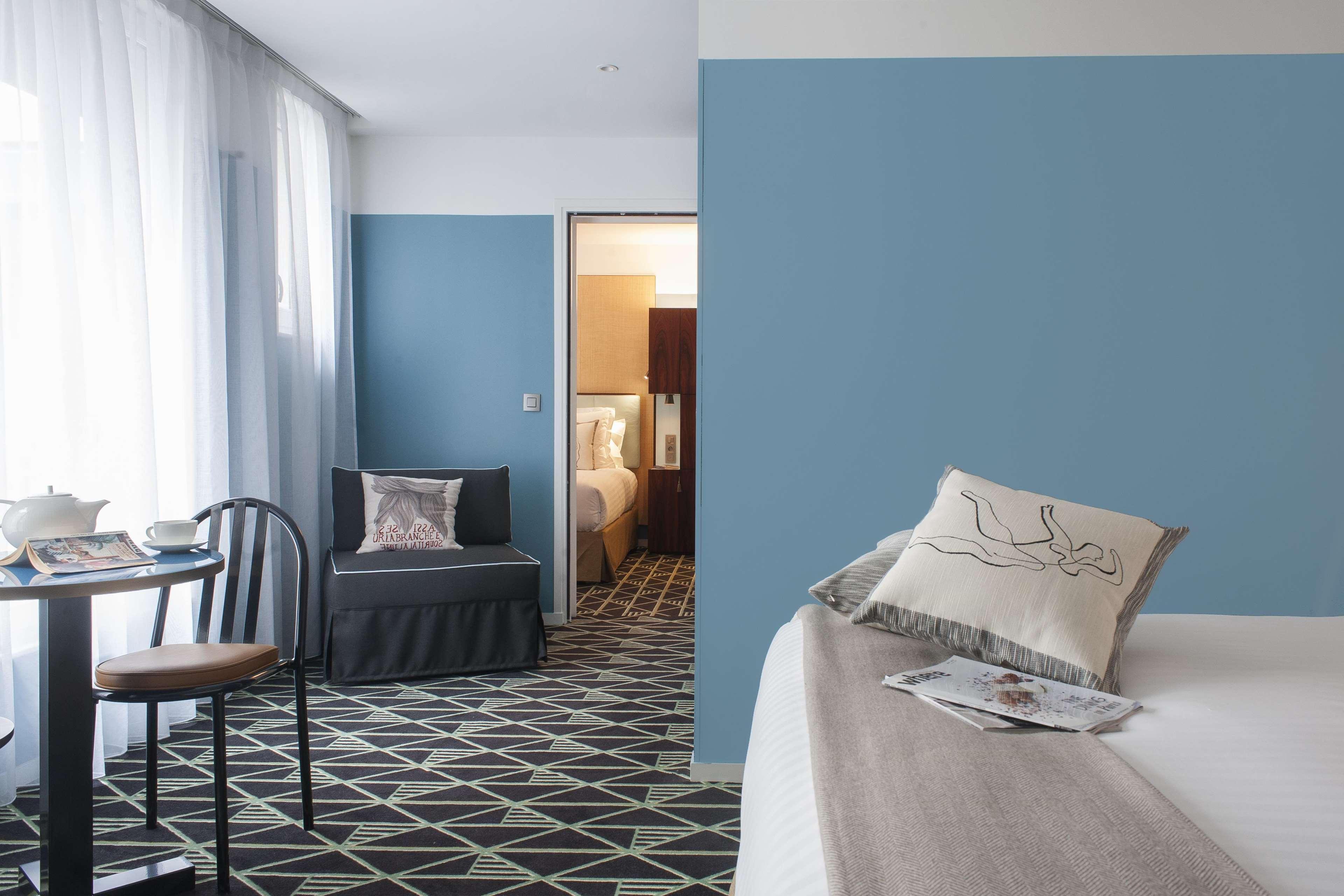 Eiffel Blomet Hotel