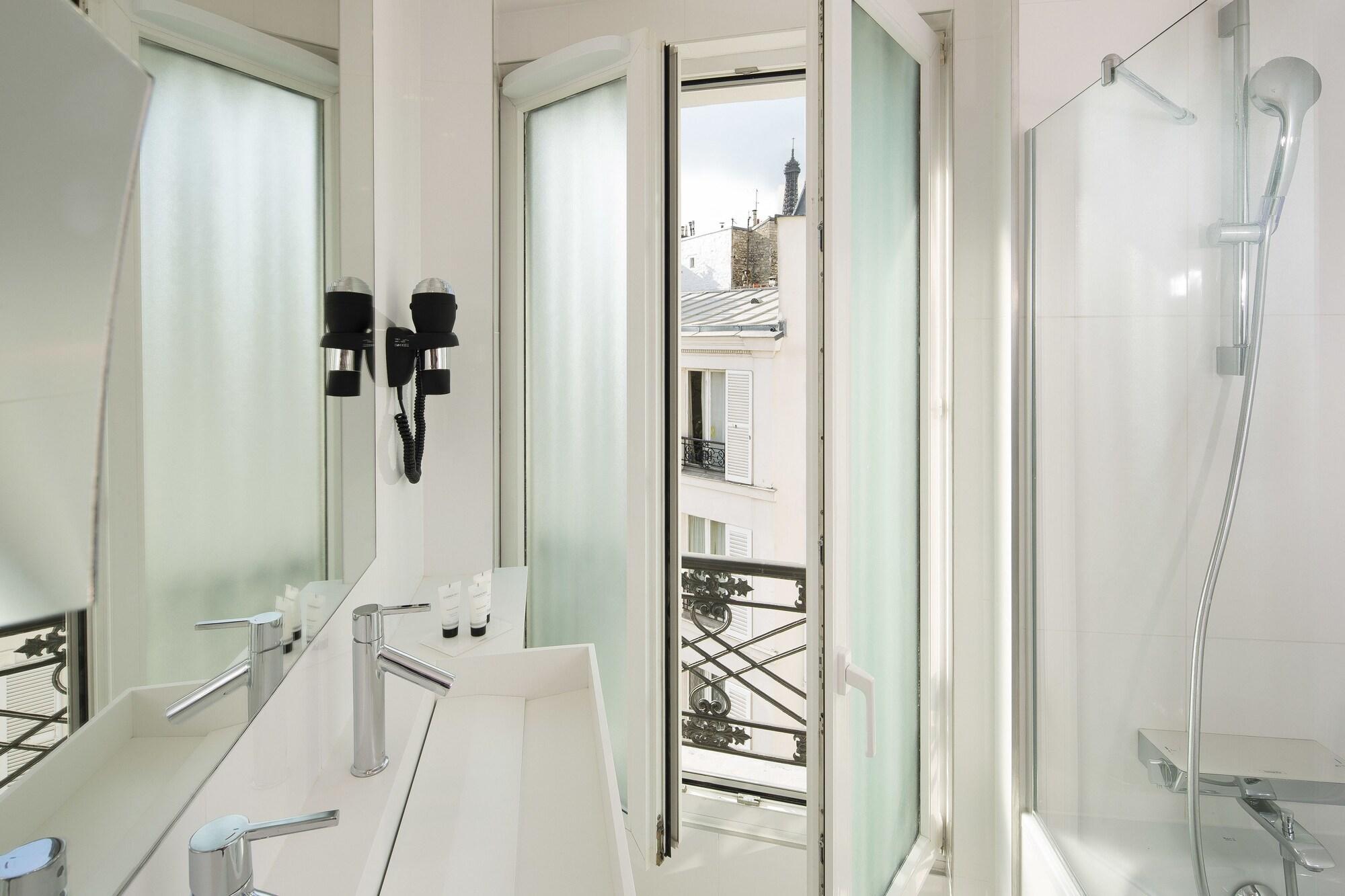 Hotel Eiffel Turenne 3*