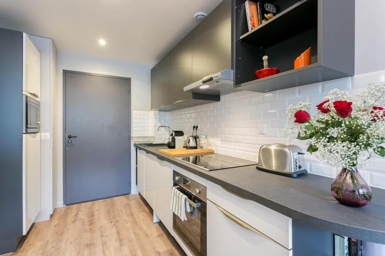 Appartement Nicely Decorated Modern Studio Near The Eiffel Tower - - Welkeys