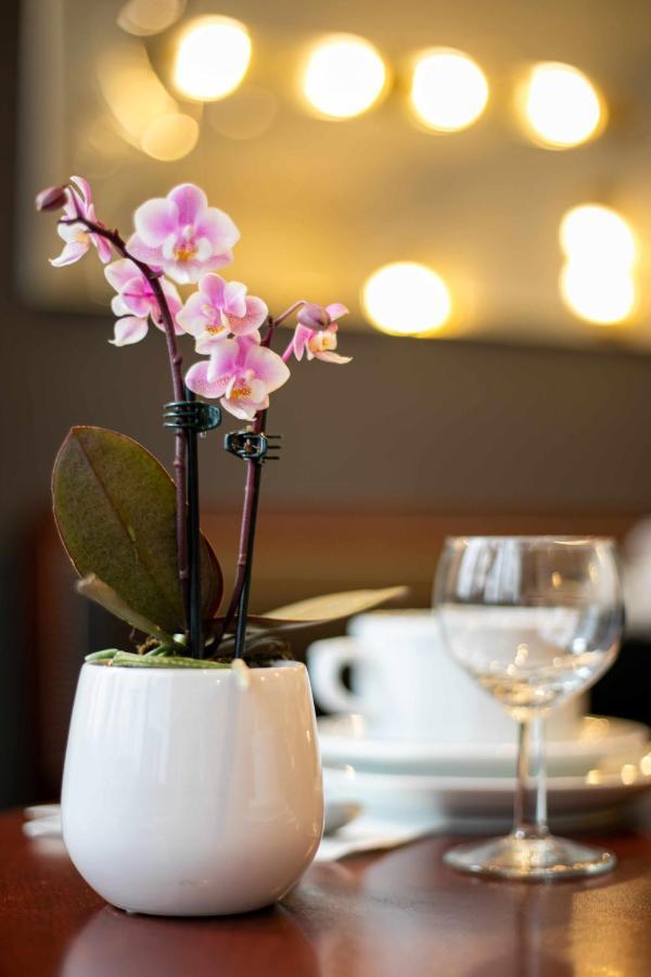 Eiffel Rive Gauche 3*