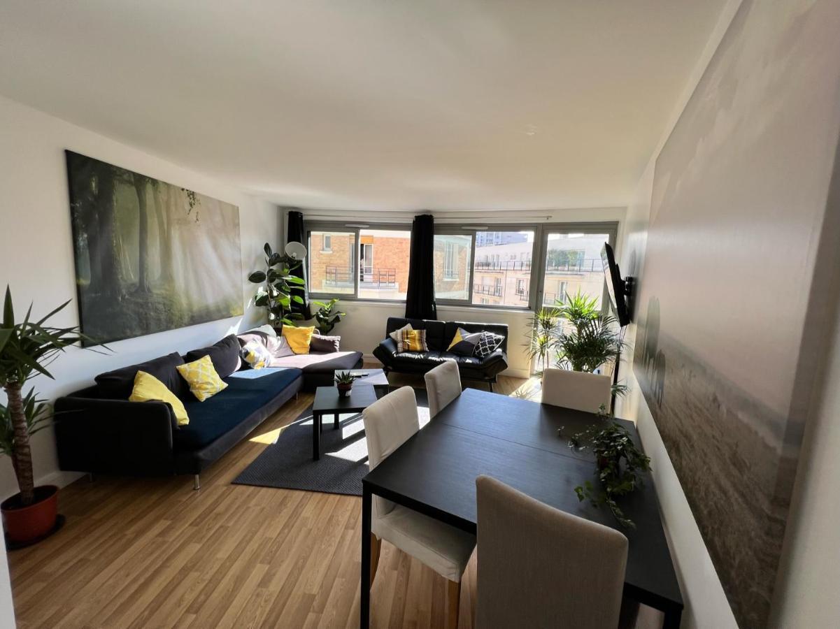 Appartement Grand Lumineux Proche Tour Effeil Paris