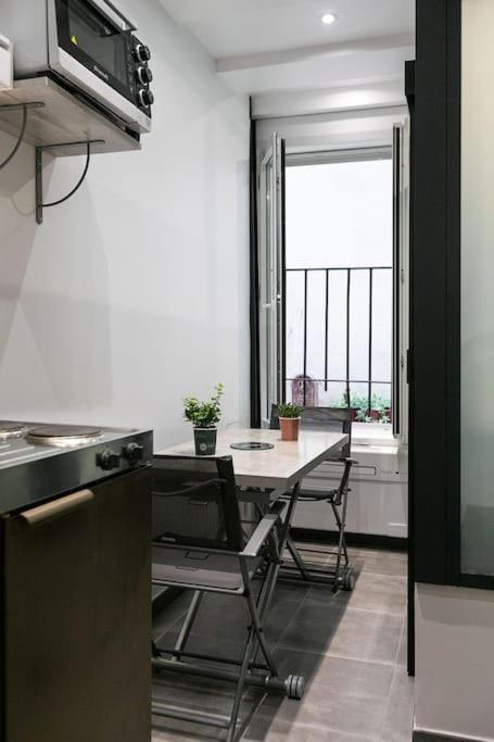 Apartment Dans Le 17eme, A 2km De Sacre Coeur *