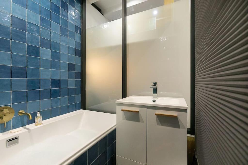 Apartment Dans Le 17eme, A 2km De Sacre Coeur