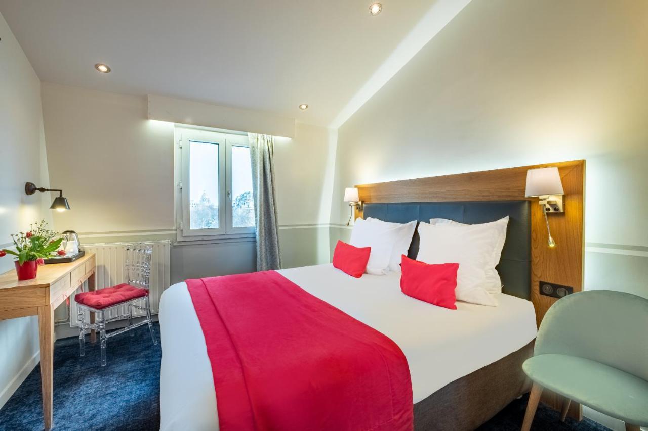 Eiffel Segur Hotel 3*