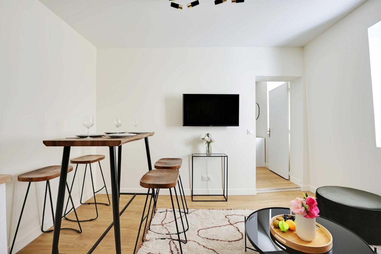 Charming Appart 2p1br Le Marais Apartment *
