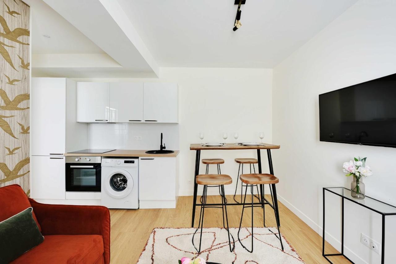 Charming Appart 2p1br Le Marais Apartment