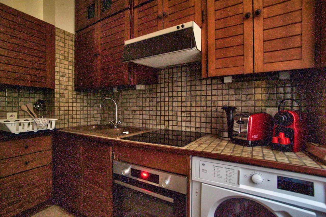 1 Bedroom Quartier Latin Royer Collard Apartment *