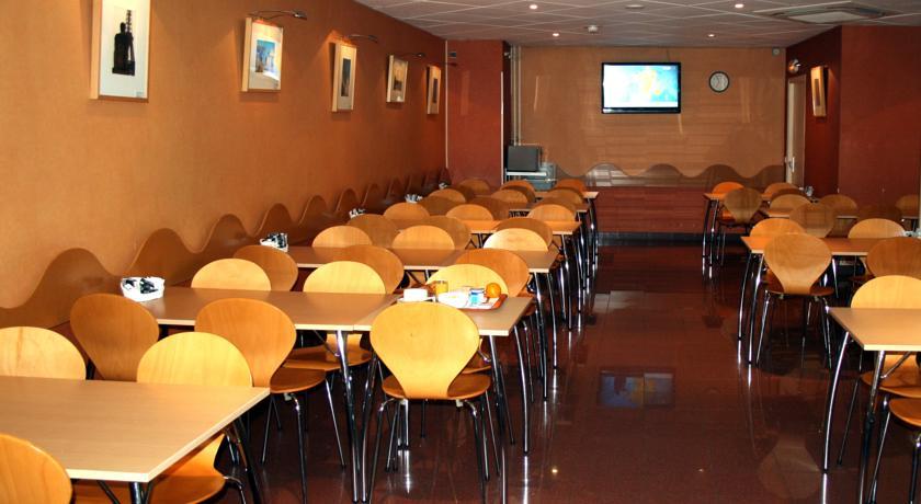 Hotel Eiffel Blomet