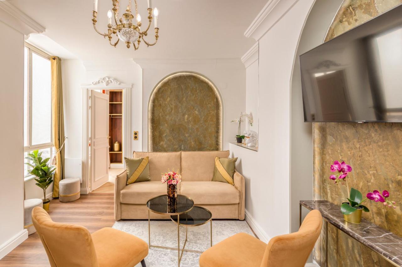 Luxury 2 Bedrooms - Louvre Museum
