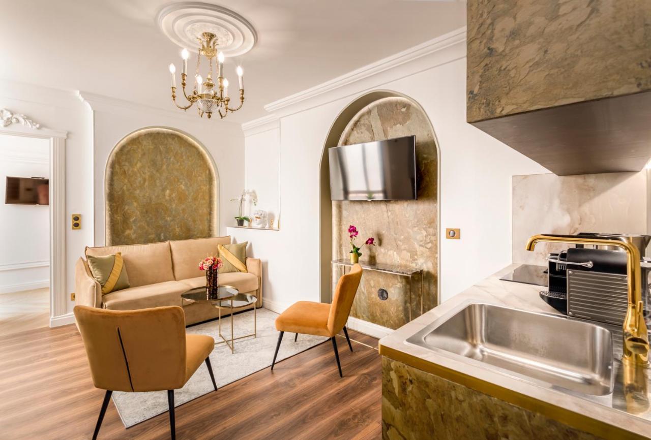 Luxury 2 Bedrooms - Louvre Museum