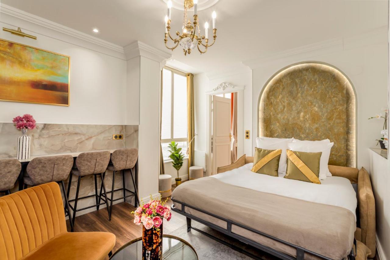 Luxury 2 Bedrooms - Louvre Museum *