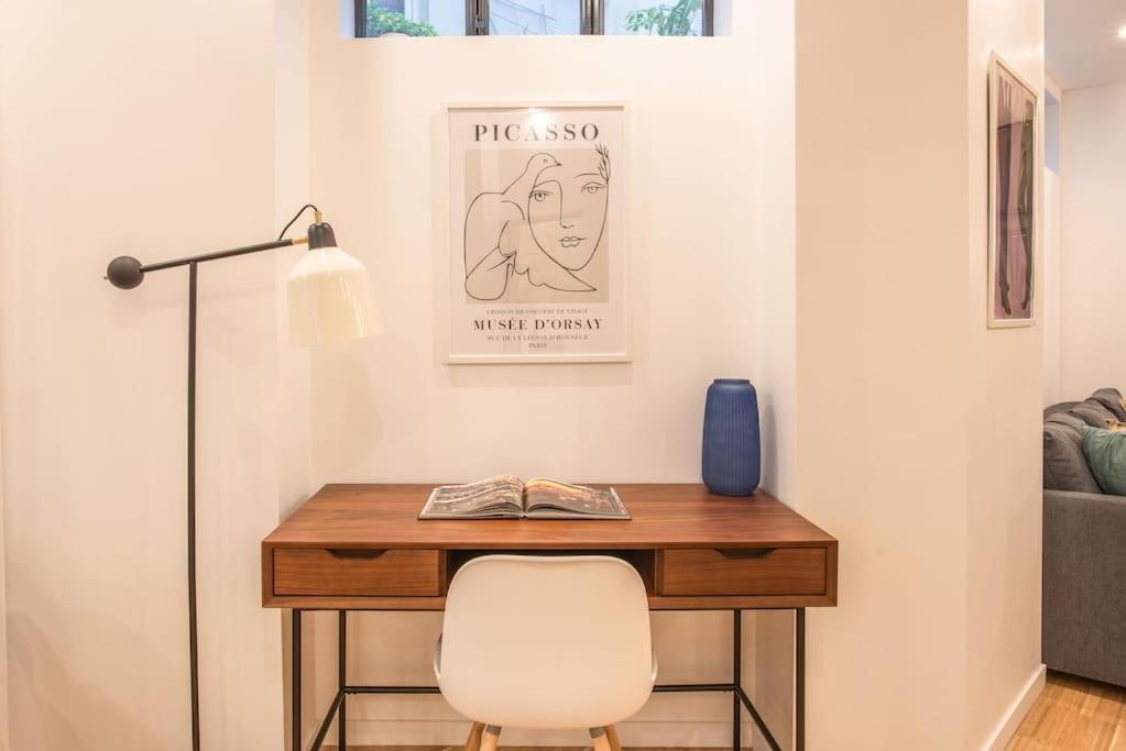 Design Architect Loft For 10 Guests Near Metro Paris