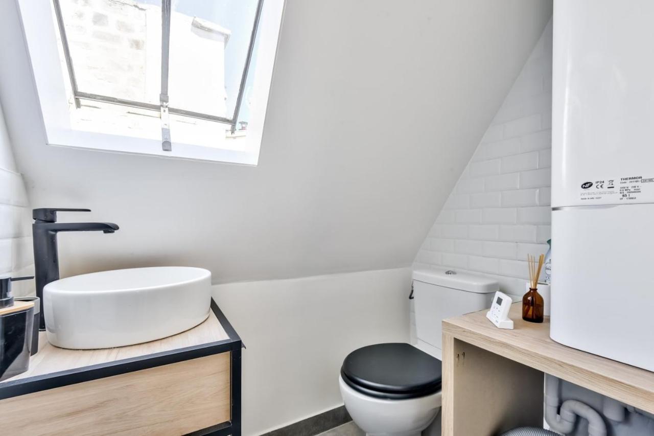 Appartement Charming Studio For 2 In The 8th District Paris
