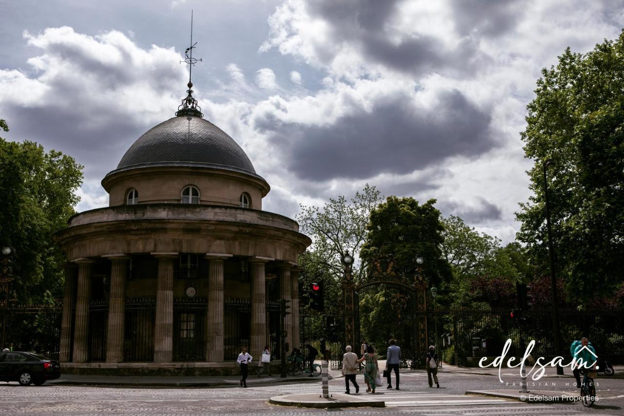 Parc Monceau By Melvane *