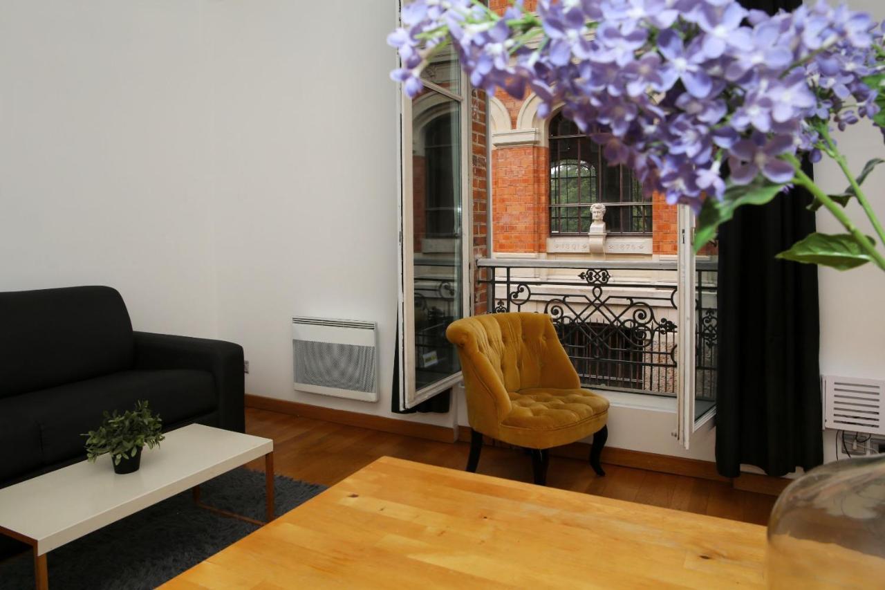 Appartement Buffon 106 - 2 Pièces Face Jardins Des Plantes - 4p- 5 *