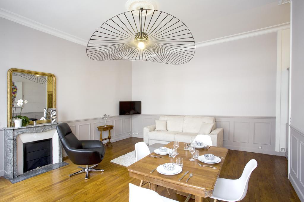 Habitat Parisien - 1br-1ba - Galeries Lafayette Apartment