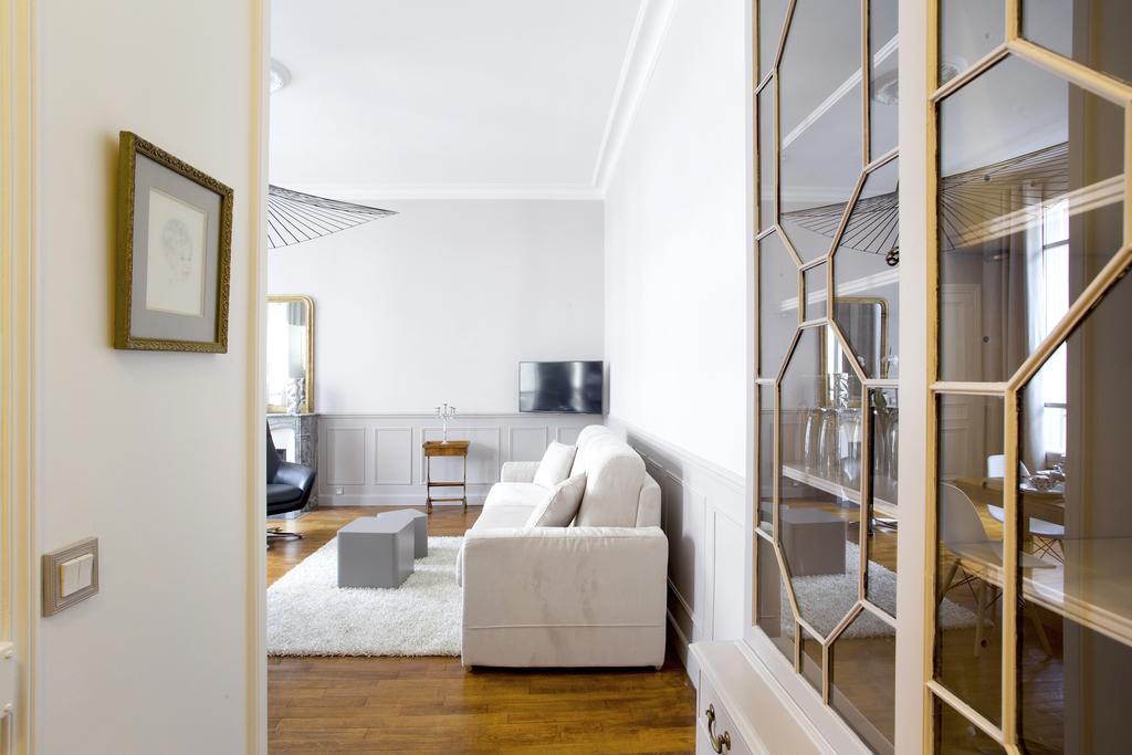Habitat Parisien - 1br-1ba - Galeries Lafayette Apartment