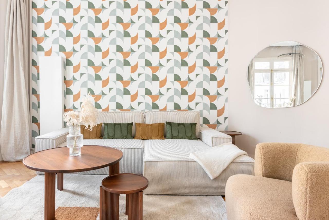 Luxurious Flat Rue De La Pompe Apartment