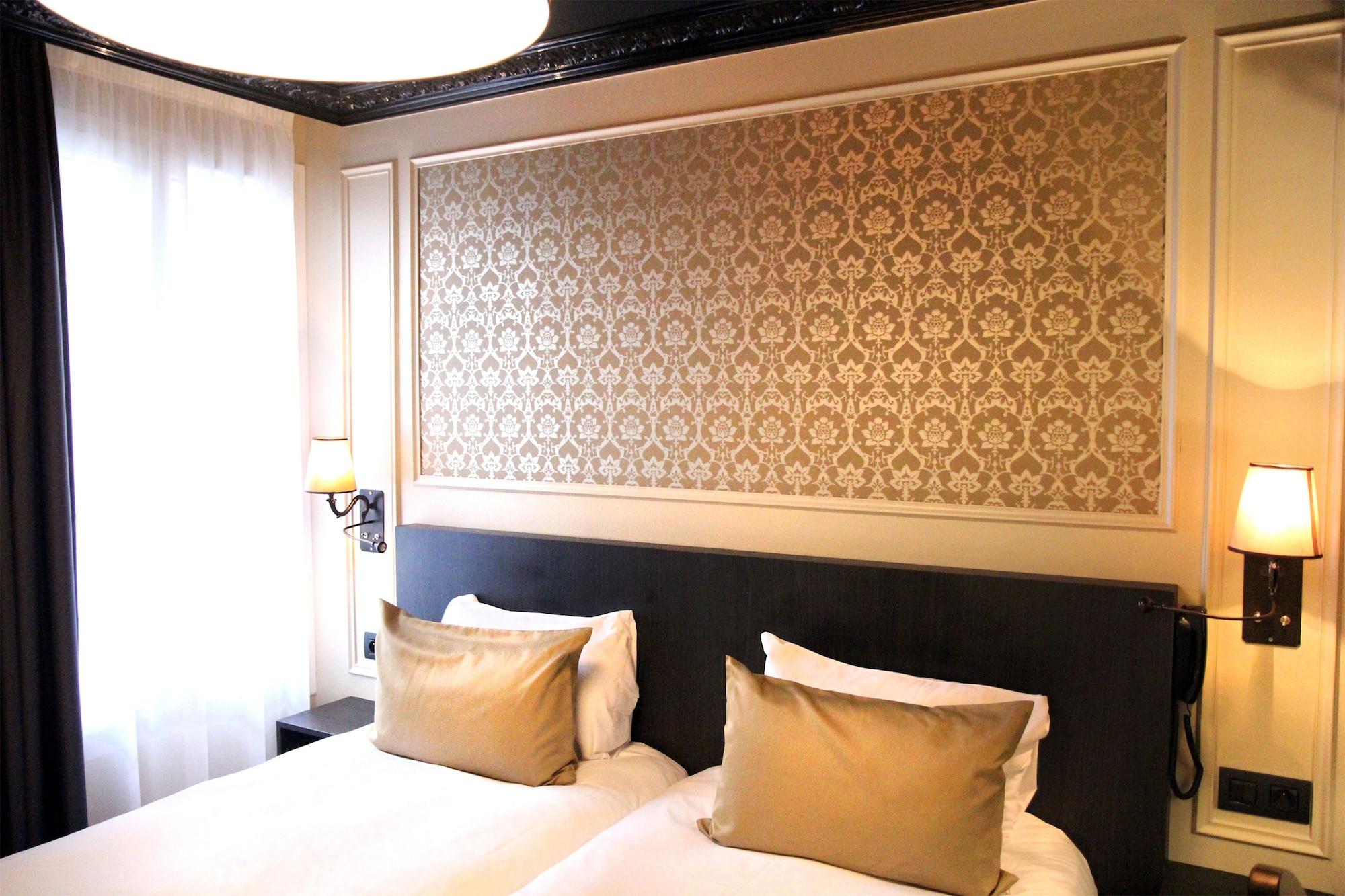 Western Le Montmartre - Saint Pierre Paris