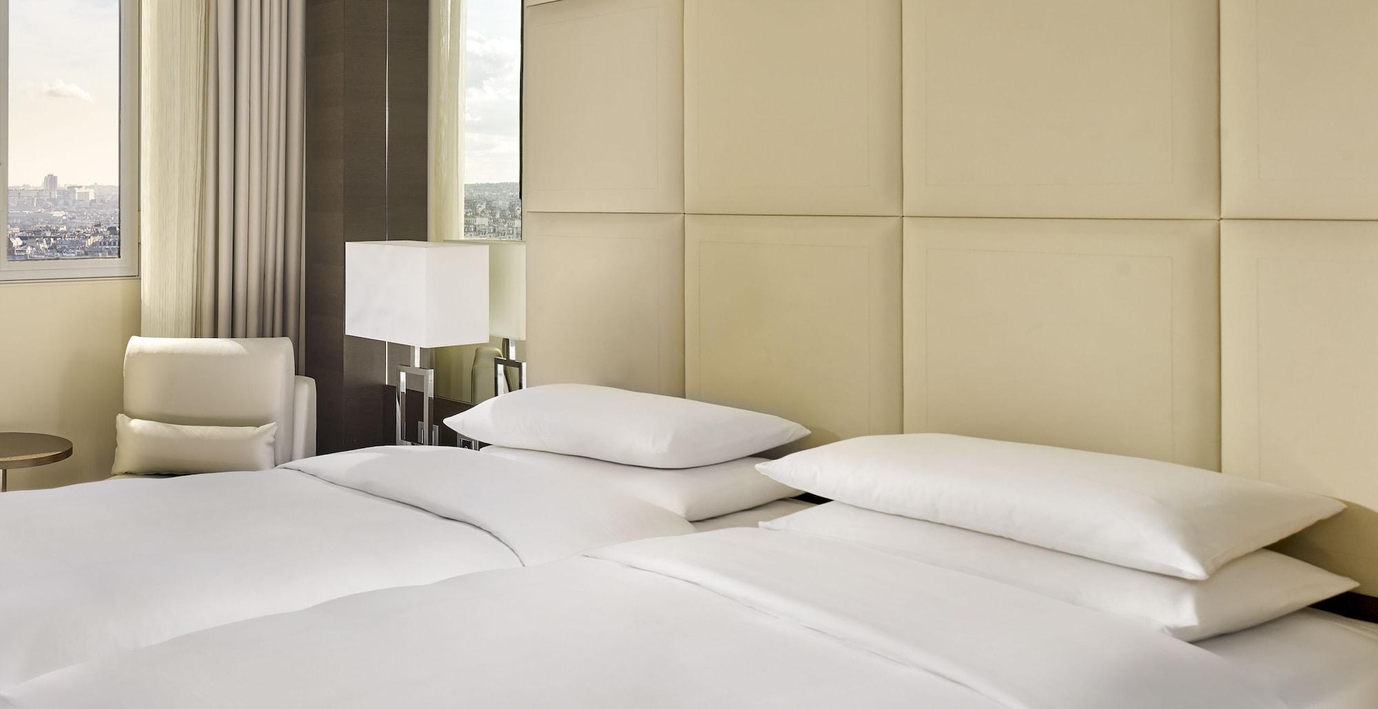Hyatt Regency Etoile Hotel Paris