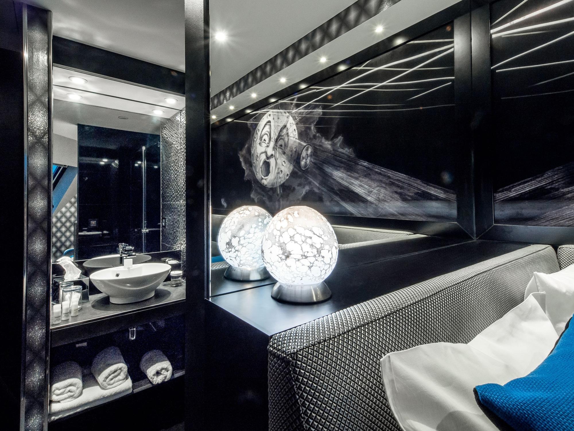 Splendor Elysees 3*