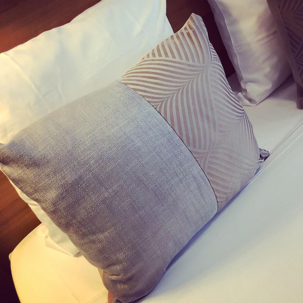 -rodier- 3* Paris