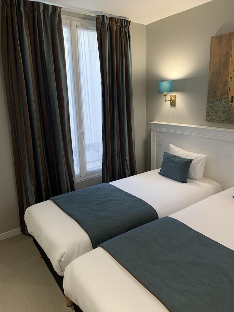 Modern Montmartre Hotel 3*