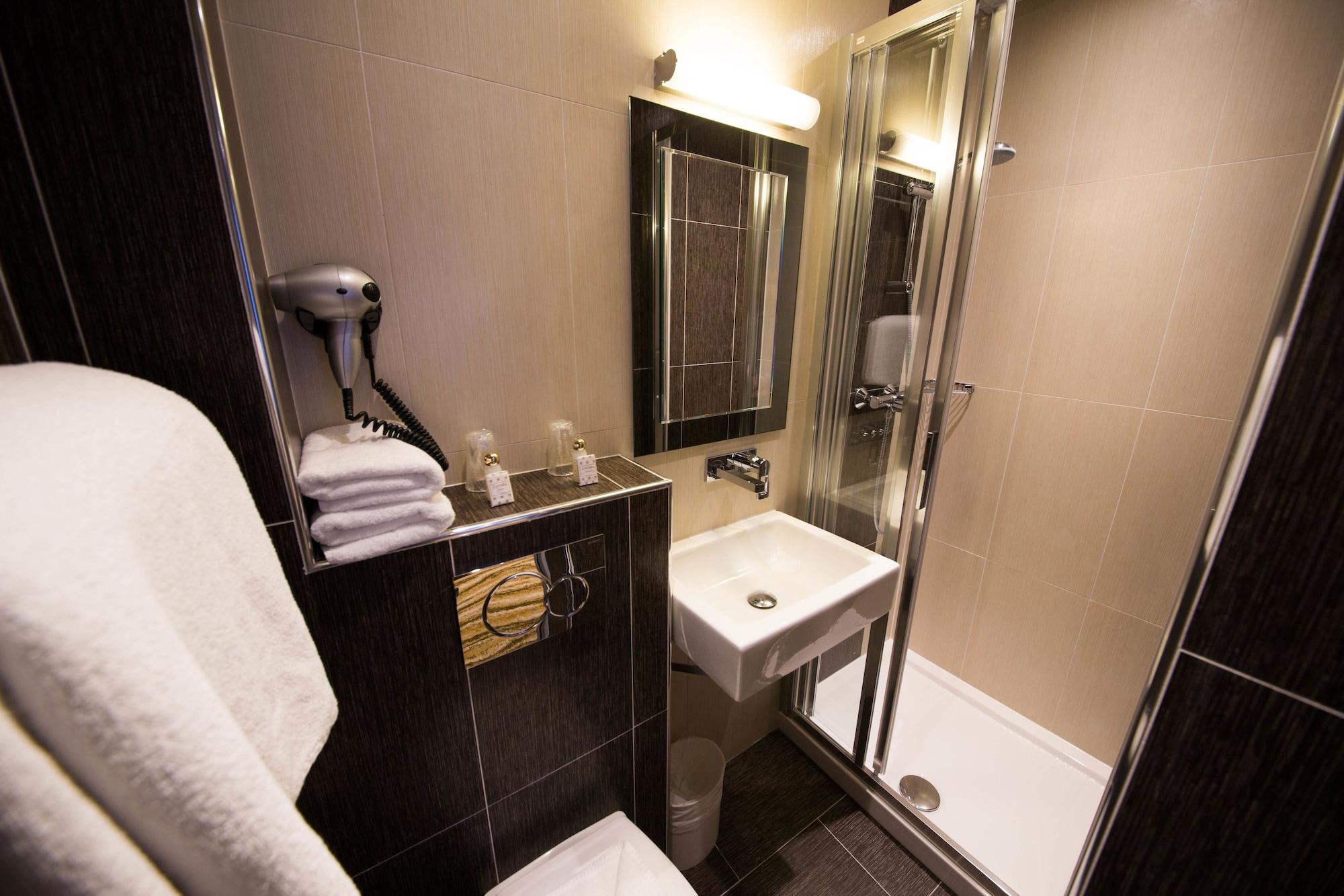 Hotel Victor Masse Paris