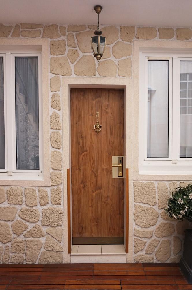 Istria By Magna Arbor 3* Paris