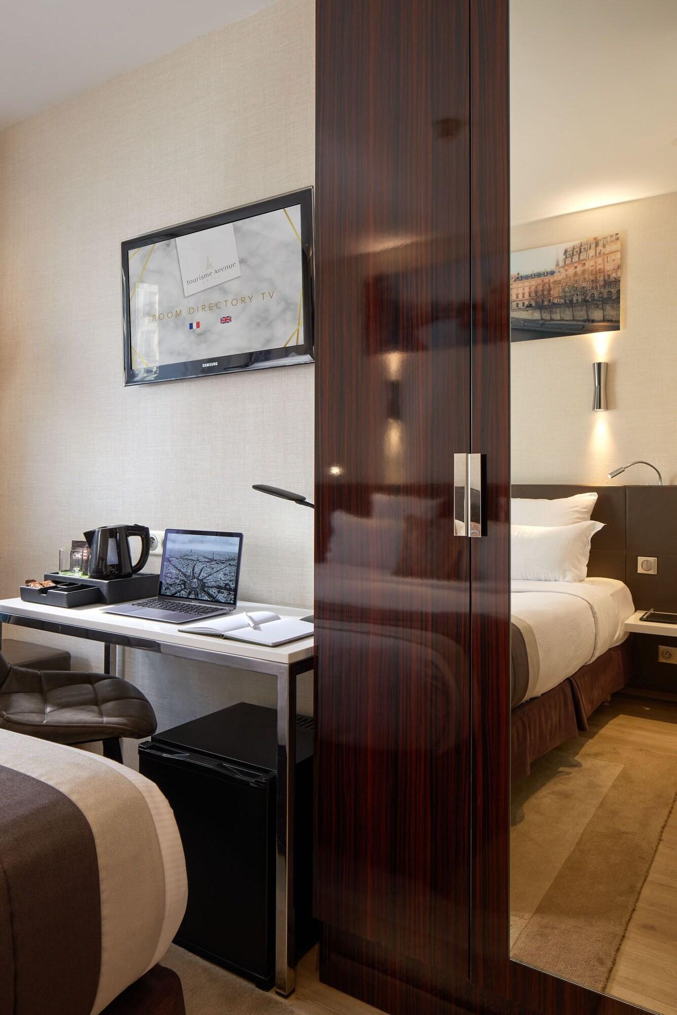 Hotel Tourisme Avenue 4*